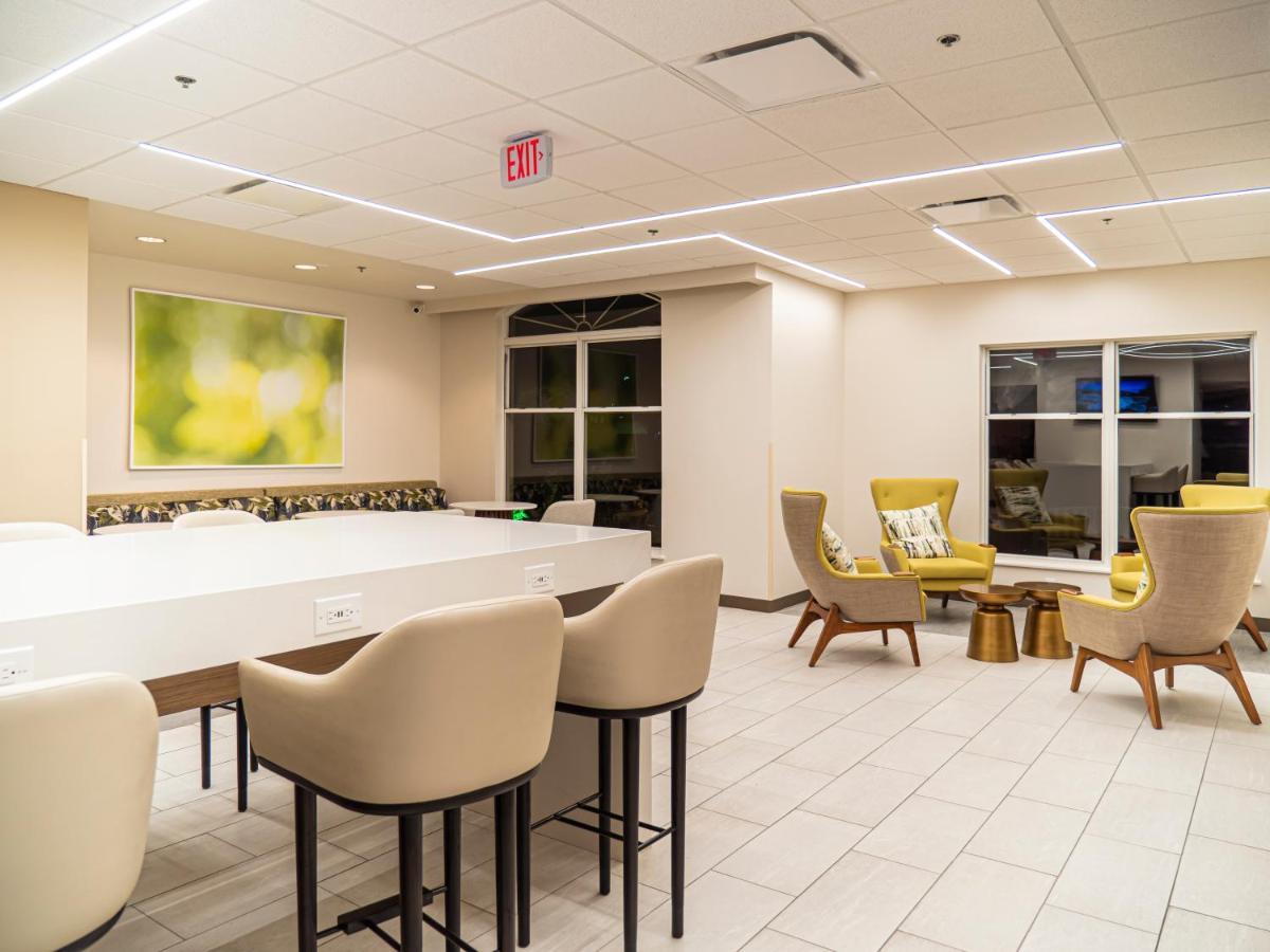 Wyndham Garden At La Plaza Mall Hotel McAllen